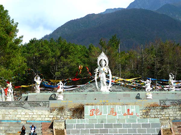 四川紅色旅游線路集錦，三天、二天、一天線路報(bào)價(jià)，可定制紅色旅游線路